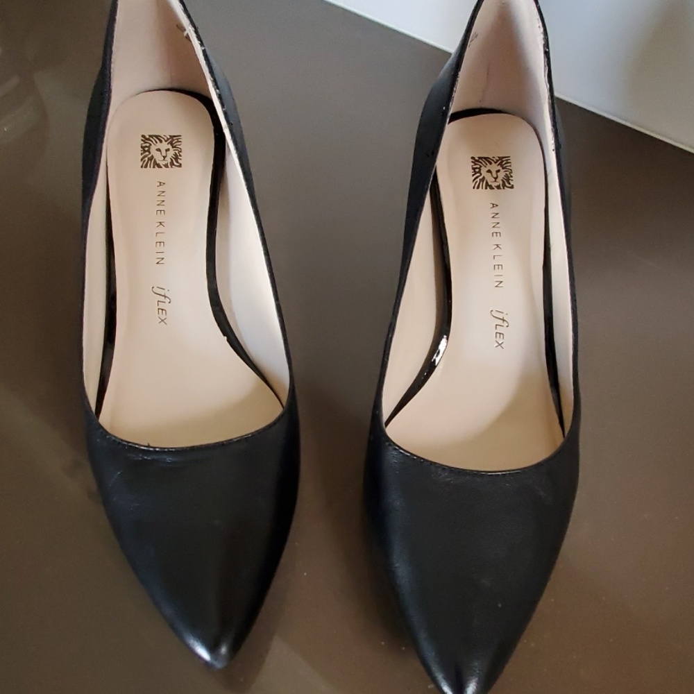 Anne Klein Pumps